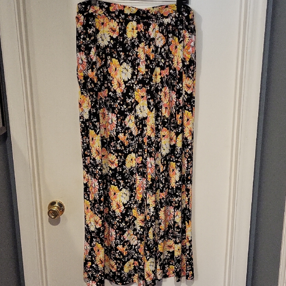 Lane Bryant Black and Orange Elastic Waist Pants